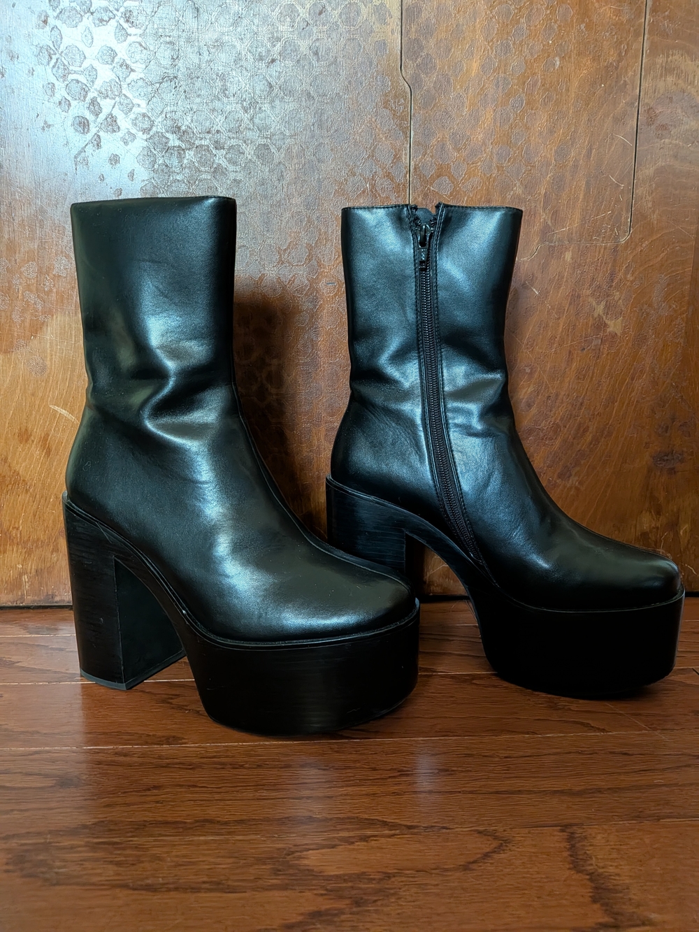 Jeffery Campbell MEXIQUE 3 Platform Boots SIZE 9 (Fits like 8-8.5)